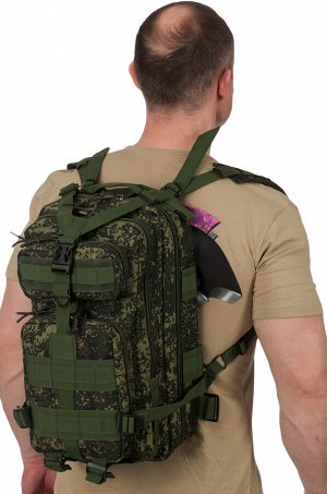 Малый штурмовой рюкзак (русский камуфляж "Цифра",15 л) (CH-013) №43А- Оснащен стропами MOLLE/PALS. Рюкзак имеет два отделения, которые закрываются двусторонней молнией и два фронтальных кармана на мол