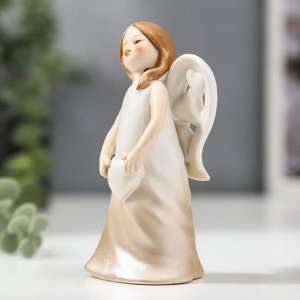Сувенир керамика &quot;Ангел девочка в кремовом платье с сердцем&quot; 12х6,5х5,3