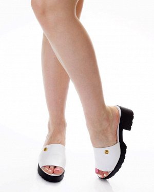 Шлепки Страна производитель: Турция
Вид обуви: Шлепанцы
Размер женской обуви x: 37
Полнота обуви: Тип «F» или «Fx»
Материал верха: Натуральная кожа
Материал подкладки: Натуральная кожа
Стиль: Городско