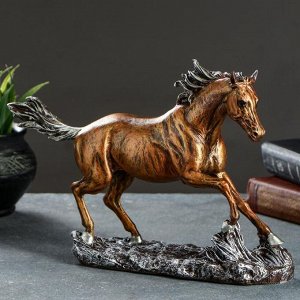 Фигура "Конь бегущий" бронза, 32х22см