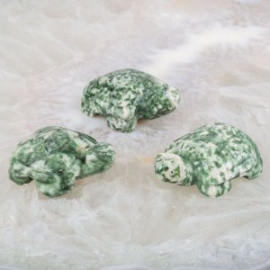 Фигурка Черепаха из Яшмы зеленой (Африка)