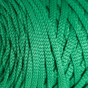 Шнур для вязания "Классика" 100% полиэфир 3мм 100м (221 св.зеленый)