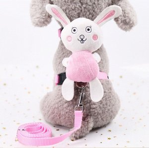 Шлейка с игрушкой для животного "Заяц"+поводок, цвет белый/розовый