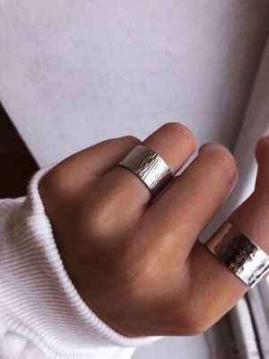 Серебряное рифленое широкое кольцо