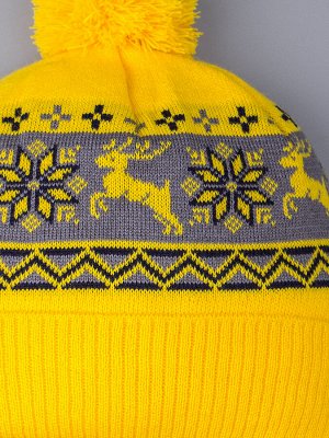 Шапка вязаная с бубоном, орнамент снежинка и олень, желтый
