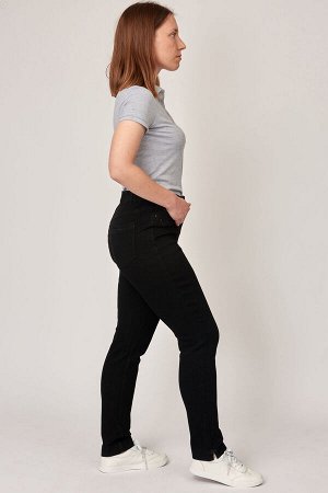 Слегка приуженные черные джинсы ЕВРО арт. M-BL73114-4116-7 р.13