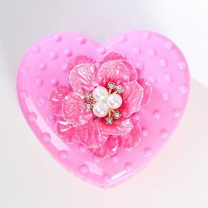 Шкатулка пластик "Розовое сердце с цветком" 6,5х8,7х8 см