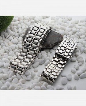 LED-часы "Самурай" Серебристый браслет, красные диоды 903428