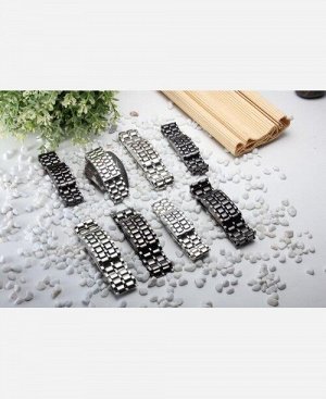 LED-часы "Самурай" Серебристый браслет, красные диоды 903428