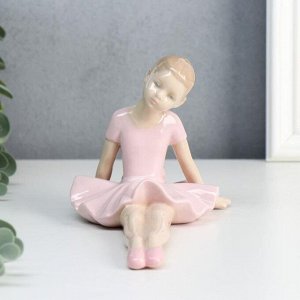 Сувенир керамика "Маленькая балерина в розовой пачке - тянет носочки" 11,5х16,3х10,7 см