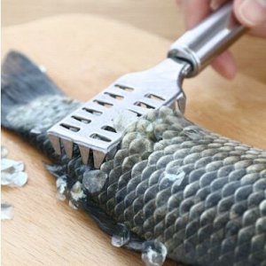 Нож металический для чистки рыбы, 1 шт.