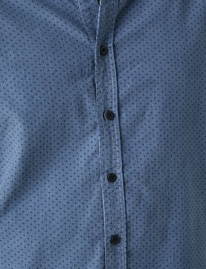 Рубашка Материал: %100  Хлопок Параметры модели: рост: 188 cm, грудь: 98, талия: 82, бедра: 95 Надет размер: S