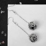 Серьги висячие &quot;Шар плетёный&quot;, цвет чёрный в серебре