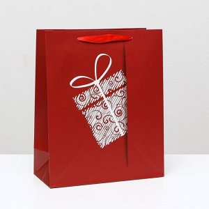 Пакет ламинированный "Красный подарок", 26 x 32 x 12 см