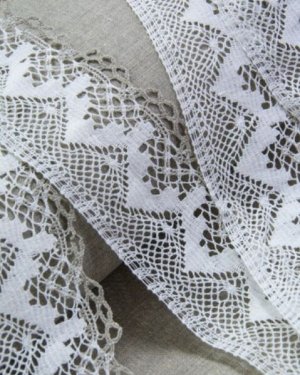 Кружево цв.бело-серый, лен-100%,85 мм