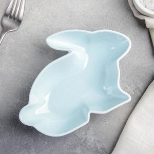 Блюдо керамическое глубокое «Милашки. Зайка», 17,5x12,6x4 см, цвет голубой