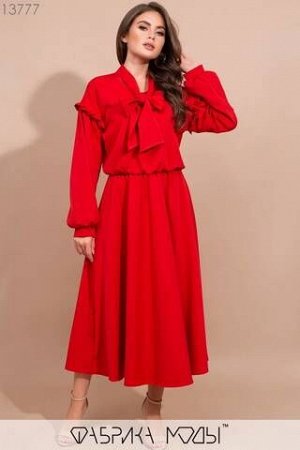 Платье А-силуэта с эффектным бантом на шее 13777 Фабрика Моды