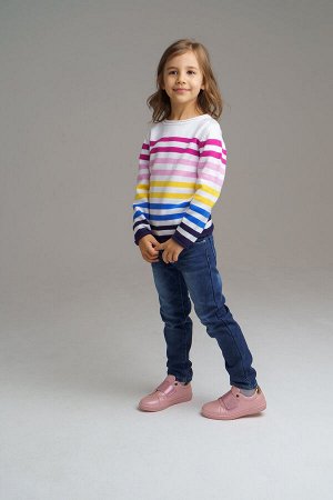 Джемпер Сезон: Осень, Зима, Весна; 
Цвет: белый,розовый,темно-синий
Джемпер разнообразит гардероб ребенка. Модель выполнена в технике "yarn dyed" - в процессе производства используются разного цвета 
