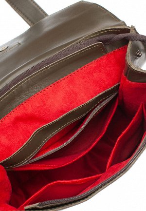 Рюкзак Ткань: Натуральная кожа
Цвет: Хаки

Легкий и удобный рюкзак в стиле casual из натуральной кожи. Имеет две регулируемые отстегивающиеся лямки и дополнительный ремешок сверху. Может служить как р