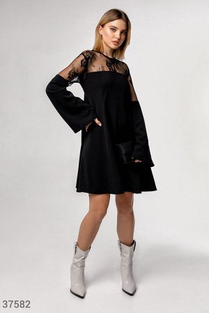 Gepur Свободное платье с ажурной кокеткой