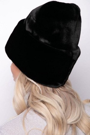 Шапка Размер 56-58

Элегантная женская шапка мягкой формы из искусственного меха.