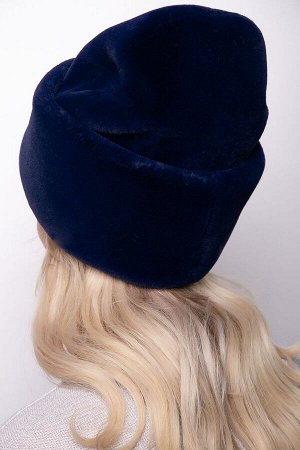 Шапка Размер 56-58

Элегантная женская шапка мягкой формы из искусственного меха.