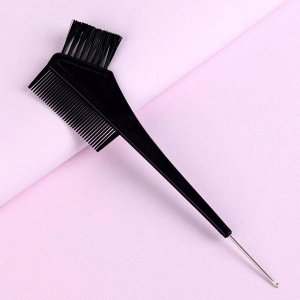 Расчёска для окрашивания, с крючком, 21,5 x 6,2 см, цвет чёрный