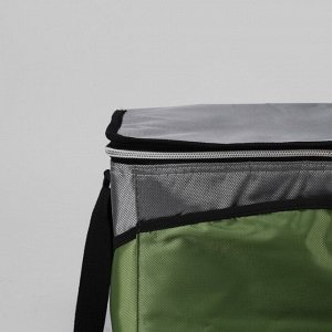 Сумка-термо дорожная, отдел на молнии, 3 наружных кармана, регулируемый ремень, цвет зелёный