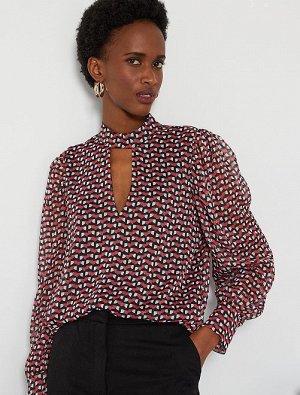 Легкая блузка