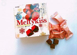 Шоколад MEIJI Melty kiss фруктовый темно-клубничный 56г