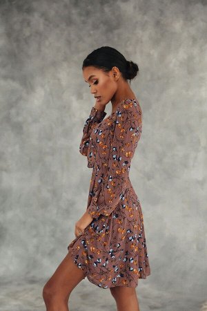 Платье из креп-шифона с разрезами и цветочным принтом