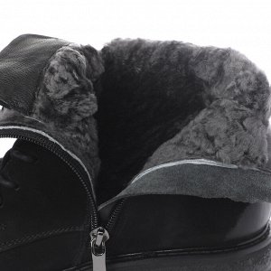 Женские ботинки