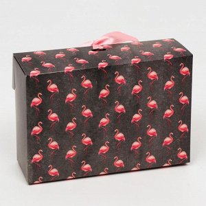 Подарочная коробка сборная с окном &quot;Фламинго на чёрном&quot;, 16,5 х 11,5 х 5 см
