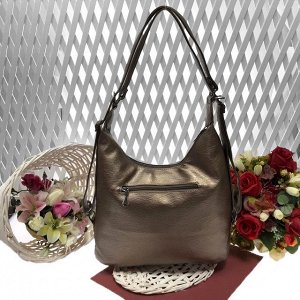 Функциональная сумка-рюкзак Verita из качественной матовой эко-кожи золотистого цвета.