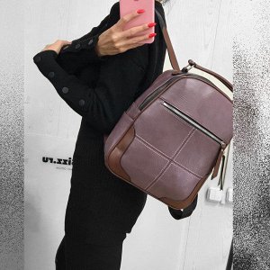 Модный рюкзак Asty из плотной эко-кожи лилового цвета.