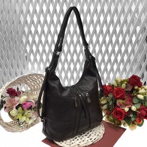 Функциональная сумка-рюкзак Eve из качественной матовой эко-кожи кофейного цвета.