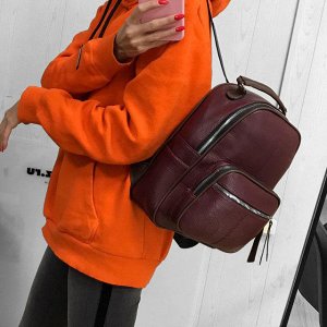 Модный рюкзак Brillians из плотной эко-кожи цвета спелой вишни.