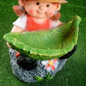 Садовая фигура "Девочка на камне с листом" 48х29 см