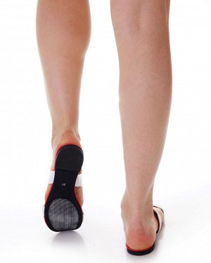 Шлепки Страна производитель: Китай
Размер женской обуви x: 36
Полнота обуви: Тип «F» или «Fx»
Вид обуви: Шлепанцы
Материал верха: Натуральная кожа
Материал подкладки: Натуральная кожа
Стиль: Повседнев
