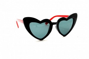 Детские солнцезащитные очки сердце черный красный