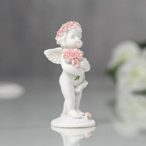 Сувенир полистоун "Ангел в розовом веночке с букетиком" МИКС 8,2х3,6х3,3 см