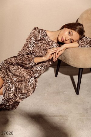 Легкое платье в леопардовый принт