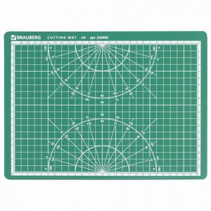 Коврик (мат) для резки BRAUBERG, 3-слойный, А4 (300х220 мм), двусторонний, толщина 3 мм, зеленый, 236905