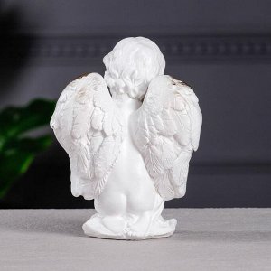Статуэтка "Ангел Георгий". молится. белая. золотистый декор. 16 см