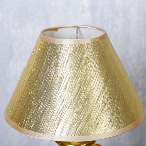 Настольная лампа "Ландыш" 1х40Вт E14 золото 22х22х34см.
