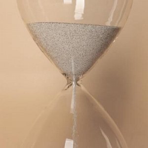 Часы песочные "Диени" 10х24.5 см, серебристый песок