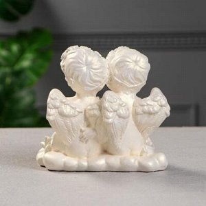 Статуэтка "Ангелы пара с букетом" перламутровая, 13 см