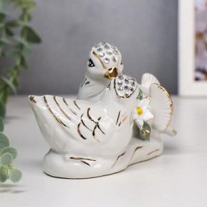Сувенир керамика "Белые уточки-мандаринки с цветком" 9,5х14,5х7 см