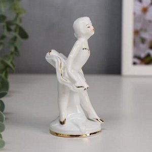 Сувенир керамика "Маленькая балерина в белоой пачке на разминк" 11,7х6,2х5,3 см