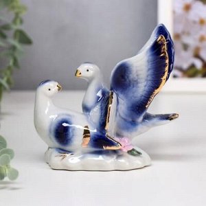 Сувенир керамика "Воркующие голуби" синие 10,5х12х7,5 см